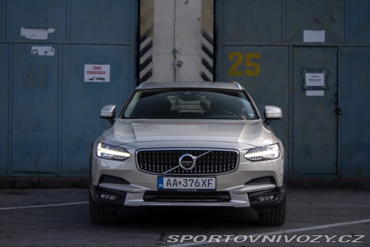 Volvo V90 CC  D5 2.0L Cross Country 2017
