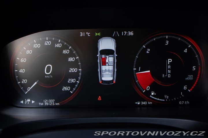 Volvo V90 CC  D5 2.0L Cross Country 2017