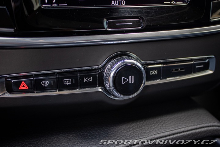 Volvo V90 CC  D5 2.0L Cross Country 2017