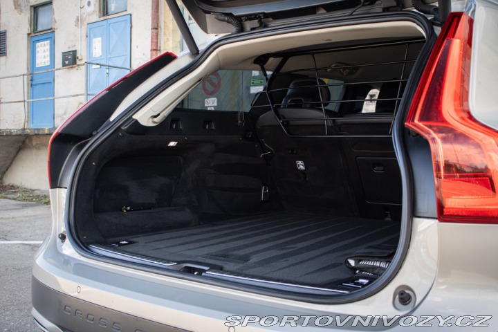 Volvo V90 CC  D5 2.0L Cross Country 2017