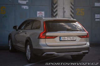 Volvo V90 CC  D5 2.0L Cross Country 2017
