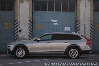 Volvo V90 CC  D5 2.0L Cross Country 2017