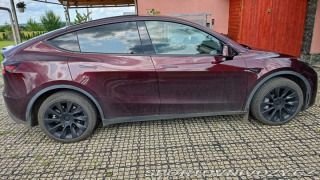 Tesla Model Y  2023