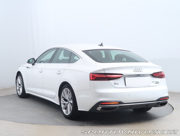 Audi A5 Advanced 45 TFSI 2021