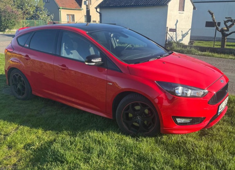 Ford Focus ST Focus ST-line