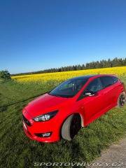 Ford Focus ST Focus ST-line 2017
