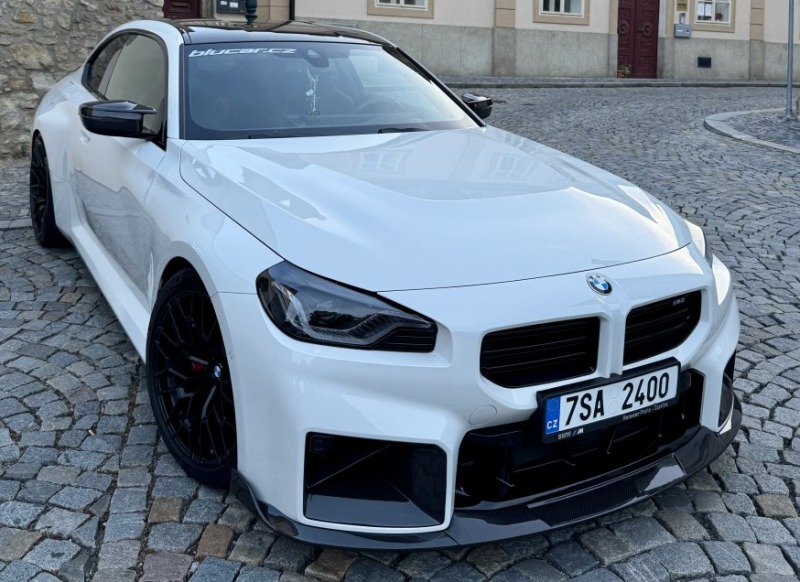BMW M2 G87 8AT Track ČR Carbon
