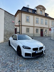 BMW M2 G87 8AT Track ČR Carbon