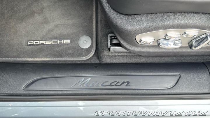Porsche Macan 2022