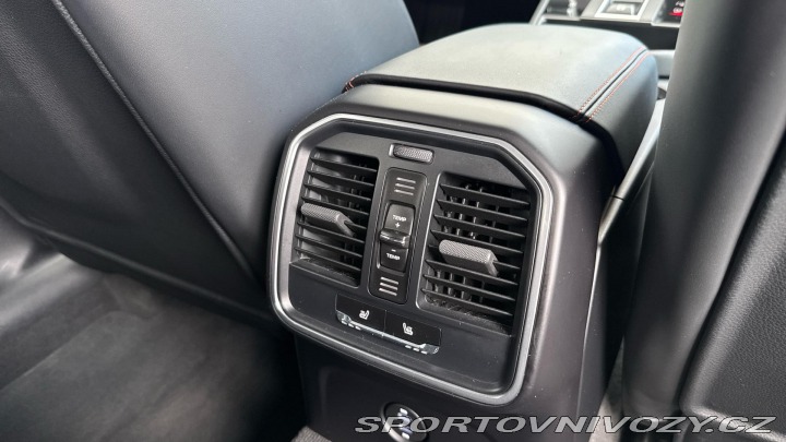 Porsche Macan 2022
