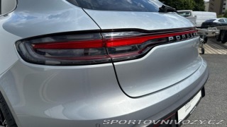 Porsche Macan  2022