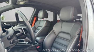 Porsche Macan  2022