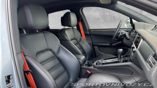 Porsche Macan  2022