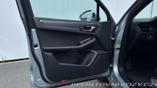 Porsche Macan  2022
