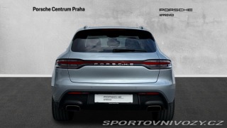 Porsche Macan  2022