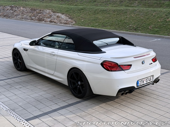BMW M6  2012