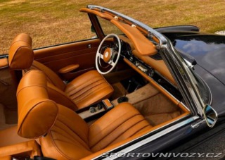 Mercedes-Benz SL 230 SL Pagoda (W113) 1964