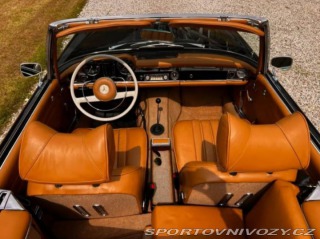 Mercedes-Benz SL 230 SL Pagoda (W113) 1964