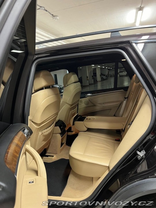 BMW X5 3,0   40d tvin turbo 1800