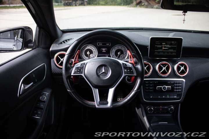 Mercedes-Benz A 250 /T 2015