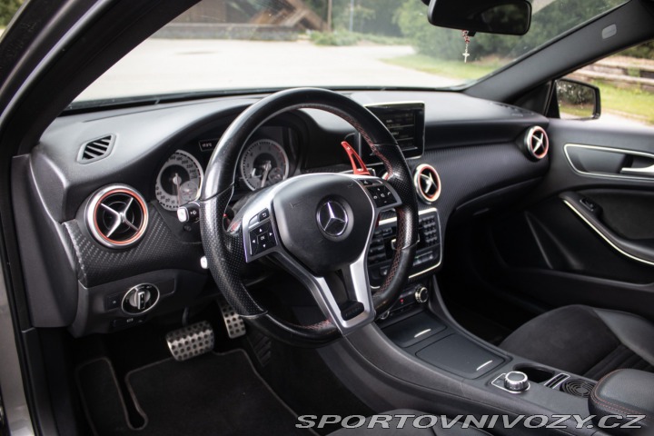 Mercedes-Benz A 250 /T 2015