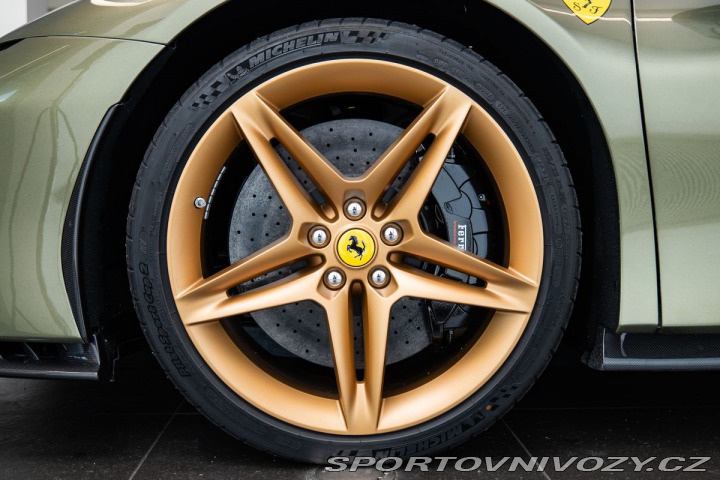 Ferrari SF90 Spider 2025