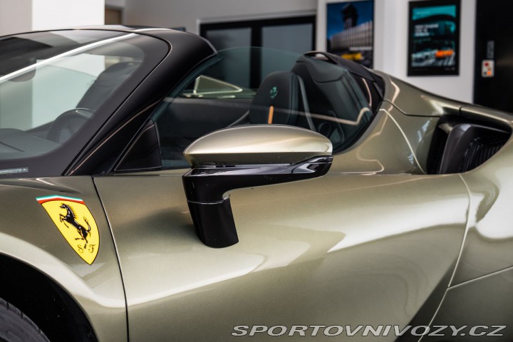Ferrari SF90 Spider 2025