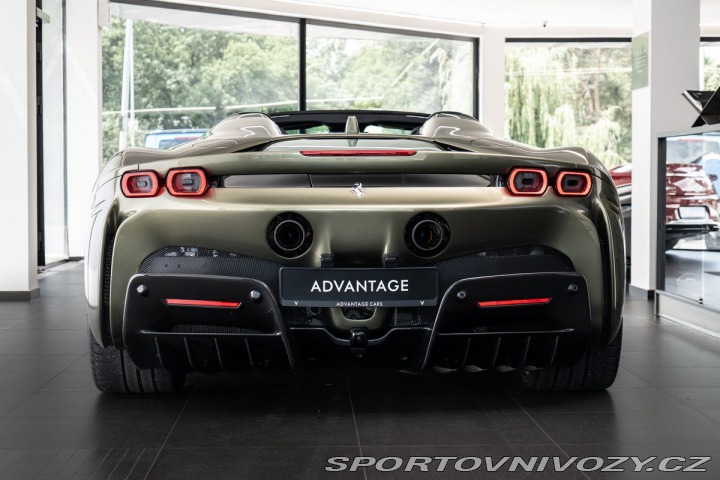 Ferrari SF90 Spider 2025