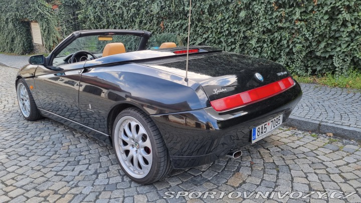 Alfa Romeo Spider 3.0 V6 24V 2001