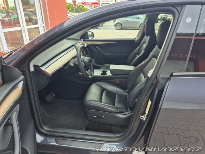 Tesla Model Y Long Range DPH SOH 92,4 2021