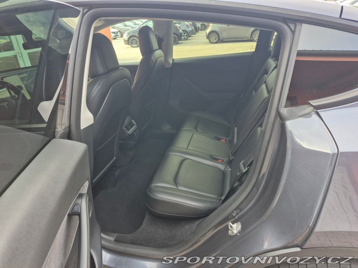 Tesla Model Y Long Range DPH SOH 92,4PR 2021