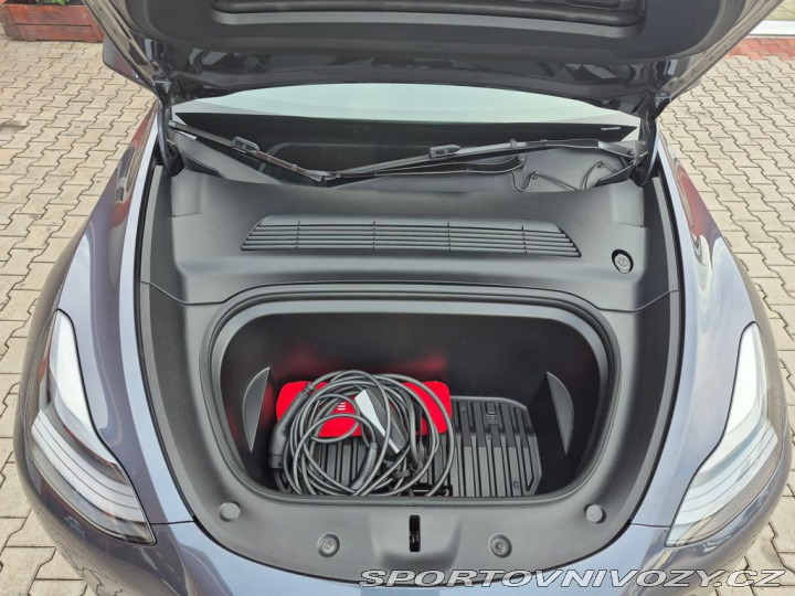 Tesla Model Y Long Range DPH SOH 92,4PR 2021