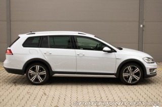Volkswagen Golf  2017