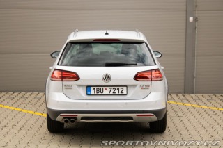 Volkswagen Golf  2017