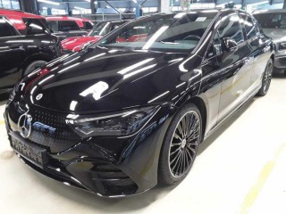 Mercedes-Benz  EQE 500 4MATIC AMG PŘIPRAVUJE