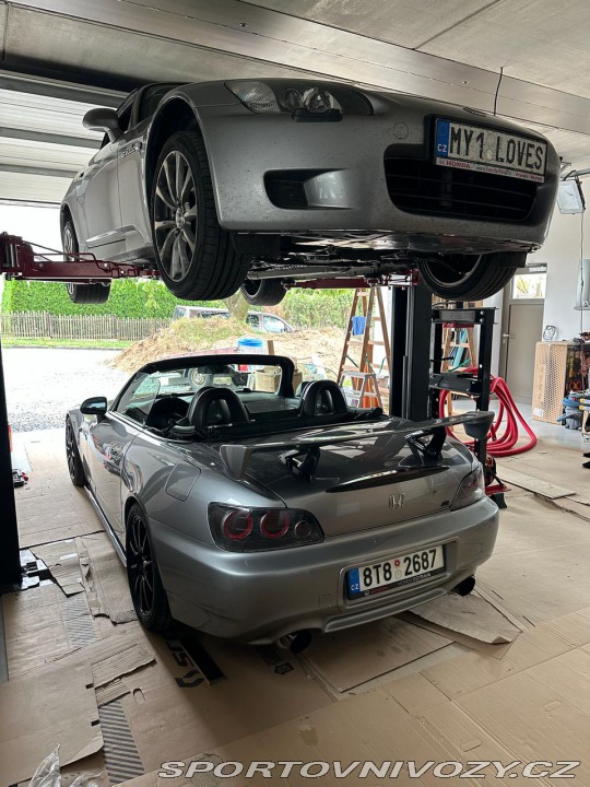 Honda S2000 Roadster 2001