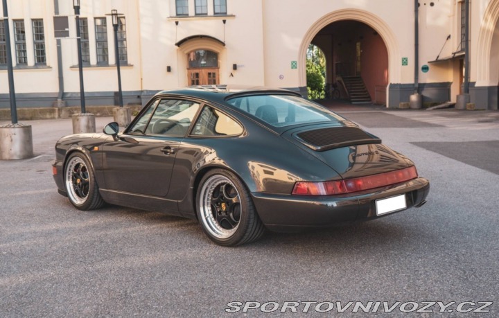 Porsche 911 Carrera 2 (964) 1992