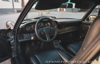Porsche 911 Carrera 2 (964) 1992