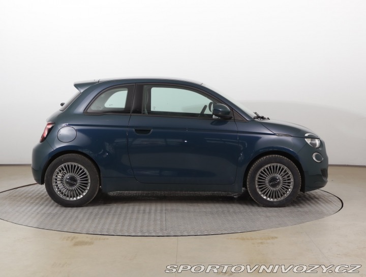 Fiat 500 500e  42 kWh 2022