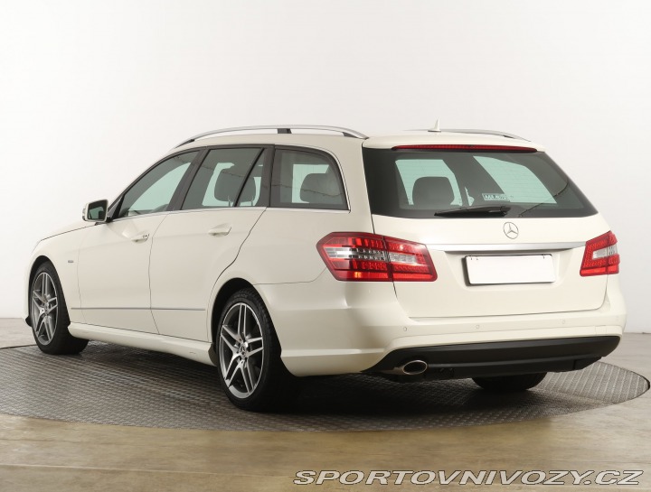 Mercedes-Benz E AMG Paket E 250 CDI 2010