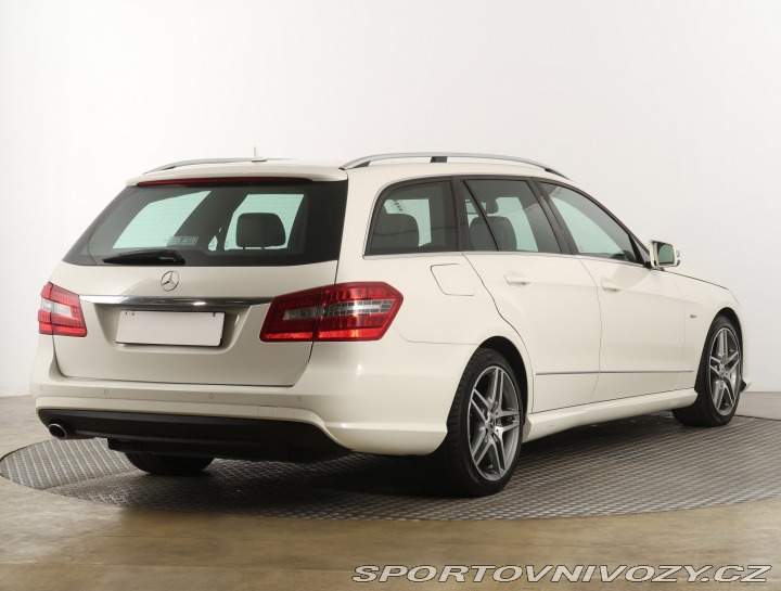 Mercedes-Benz E AMG Paket E 250 CDI 2010