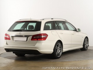 Mercedes-Benz E AMG Paket E 250 CDI 2010