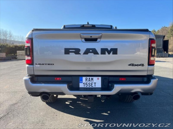 Ostatní značky Ostatní modely RAM 1500 5,7 V8 Limited Night Ed 1800