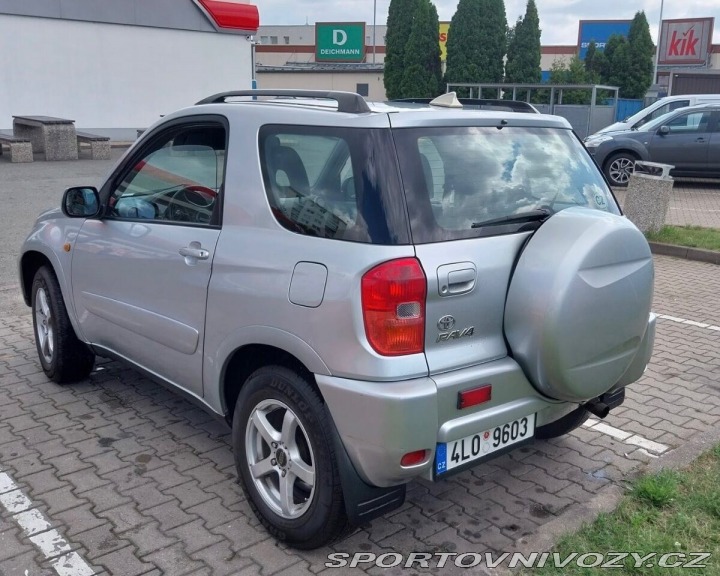 Toyota Ostatní modely RAV4 2,0 44 2000