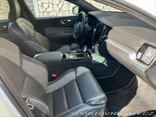 Volvo V60 2,0   T6 4x4 TwinEngine R 2020