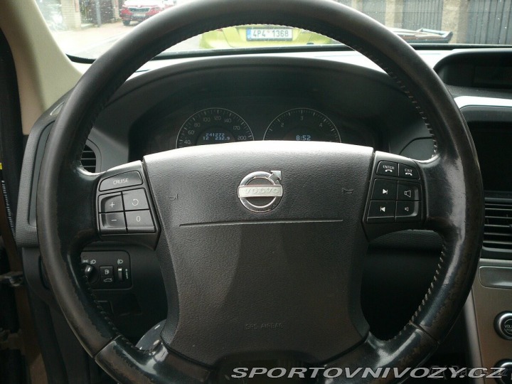 Volvo Ostatní modely XC60 2,4 1800