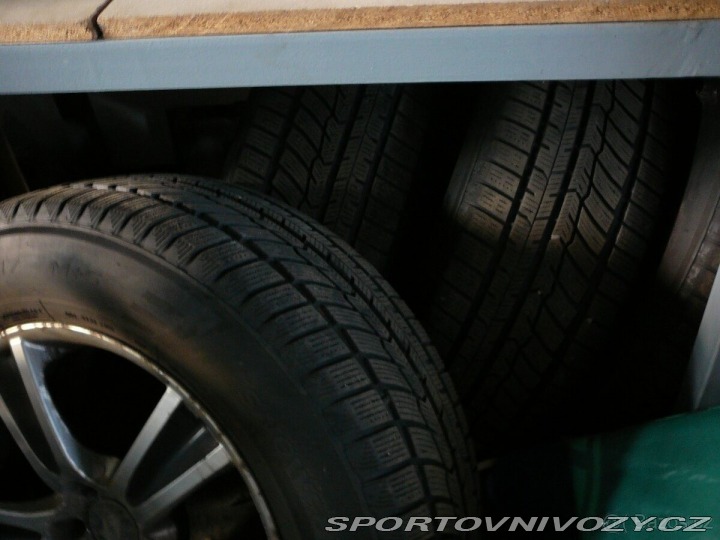 Volvo Ostatní modely XC60 2,4 1800