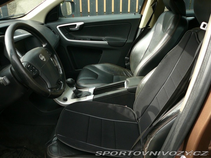 Volvo Ostatní modely XC60 2,4 1800