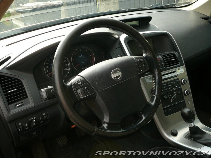 Volvo Ostatní modely XC60 2,4 1800