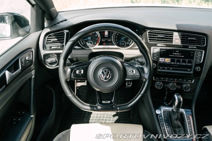 Volkswagen Golf R 2.0 TSI BMT 4MOTION DS 2015